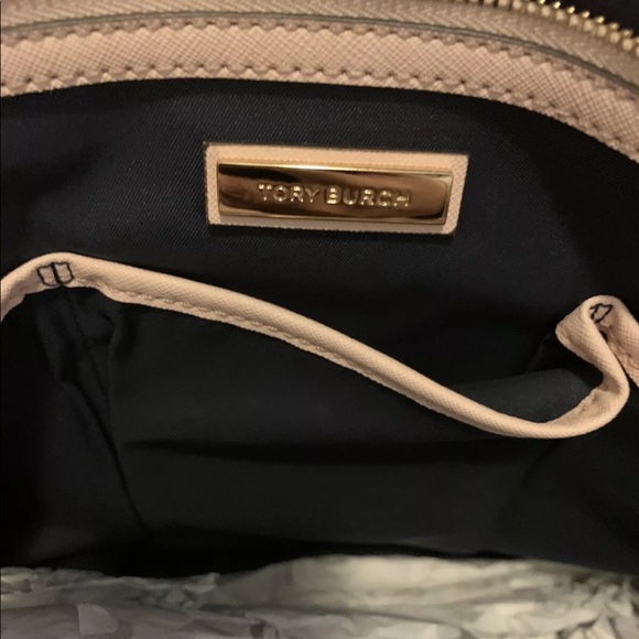 TORY BURCH Robinson Large Zip Tote ~ Pale Apricot - Picture 8 of 8